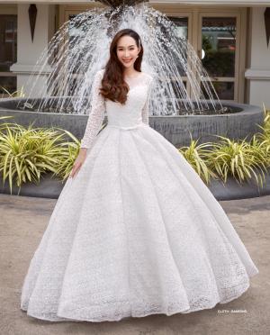 ชุดเจ้าสาวและชุดเจ้าบ่าว ชุดสากล เช่าที่แบมบี้ เวดดิ้ง ห้วยขวาง